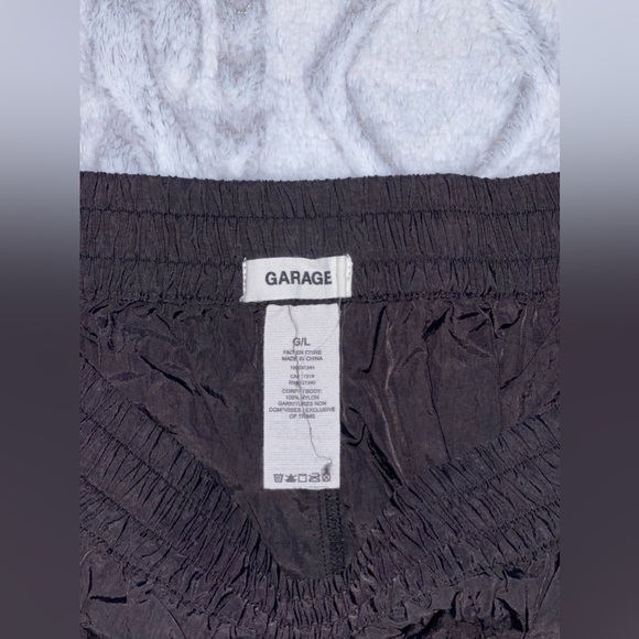 Garage Reflective Parachute Pants - Picture 4 of 4